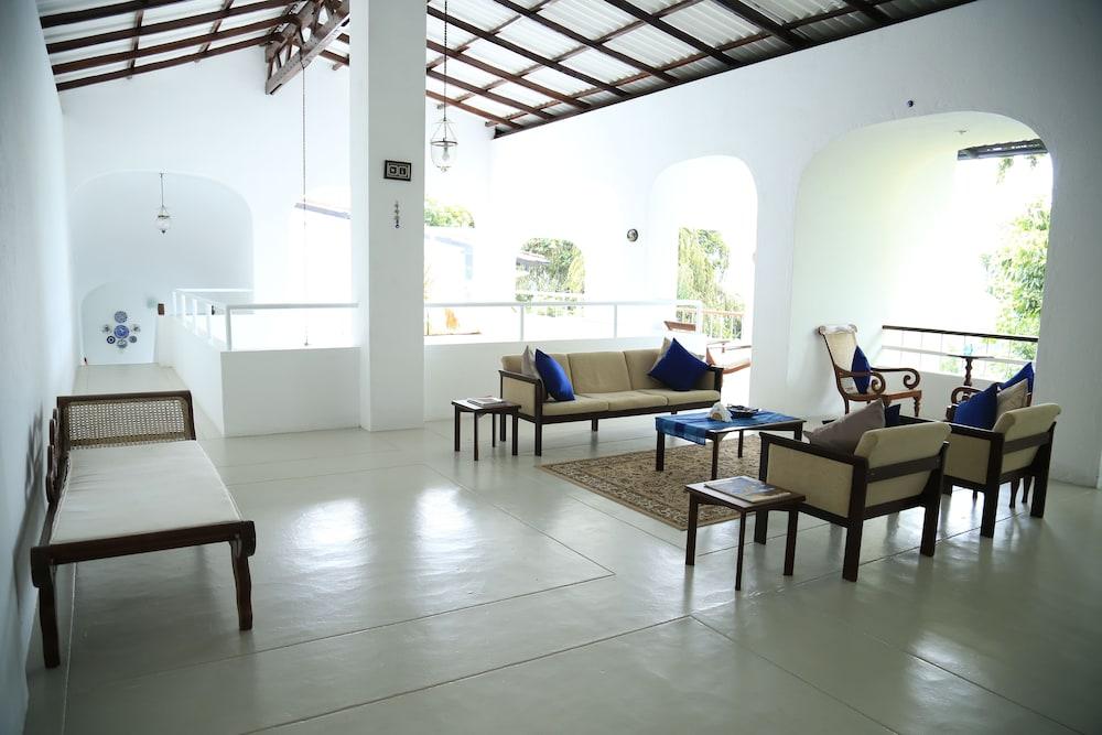 Regent Lodge Hotel & Villa Kandy Ngoại thất bức ảnh