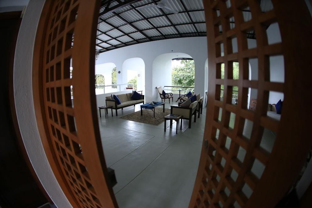 Regent Lodge Hotel & Villa Kandy Ngoại thất bức ảnh