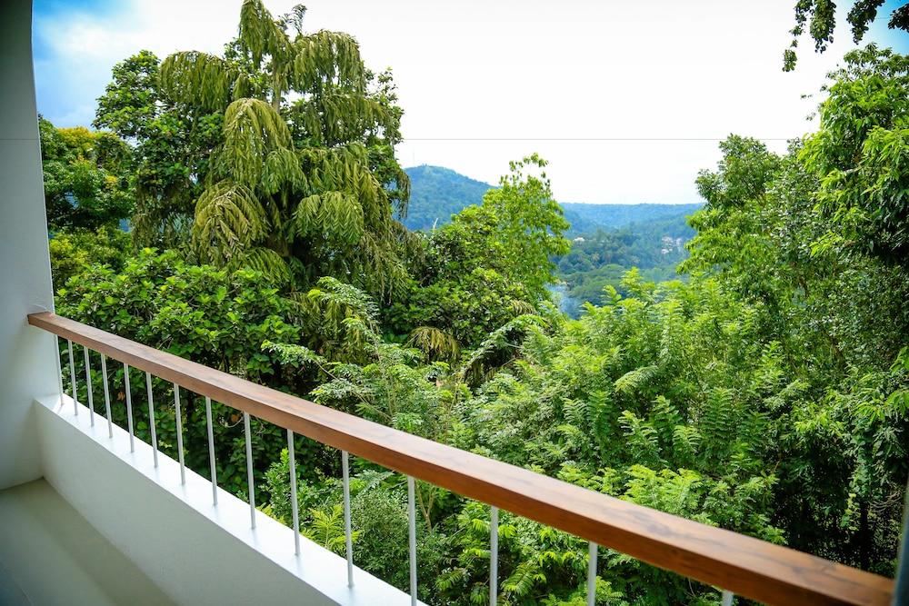 Regent Lodge Hotel & Villa Kandy Ngoại thất bức ảnh