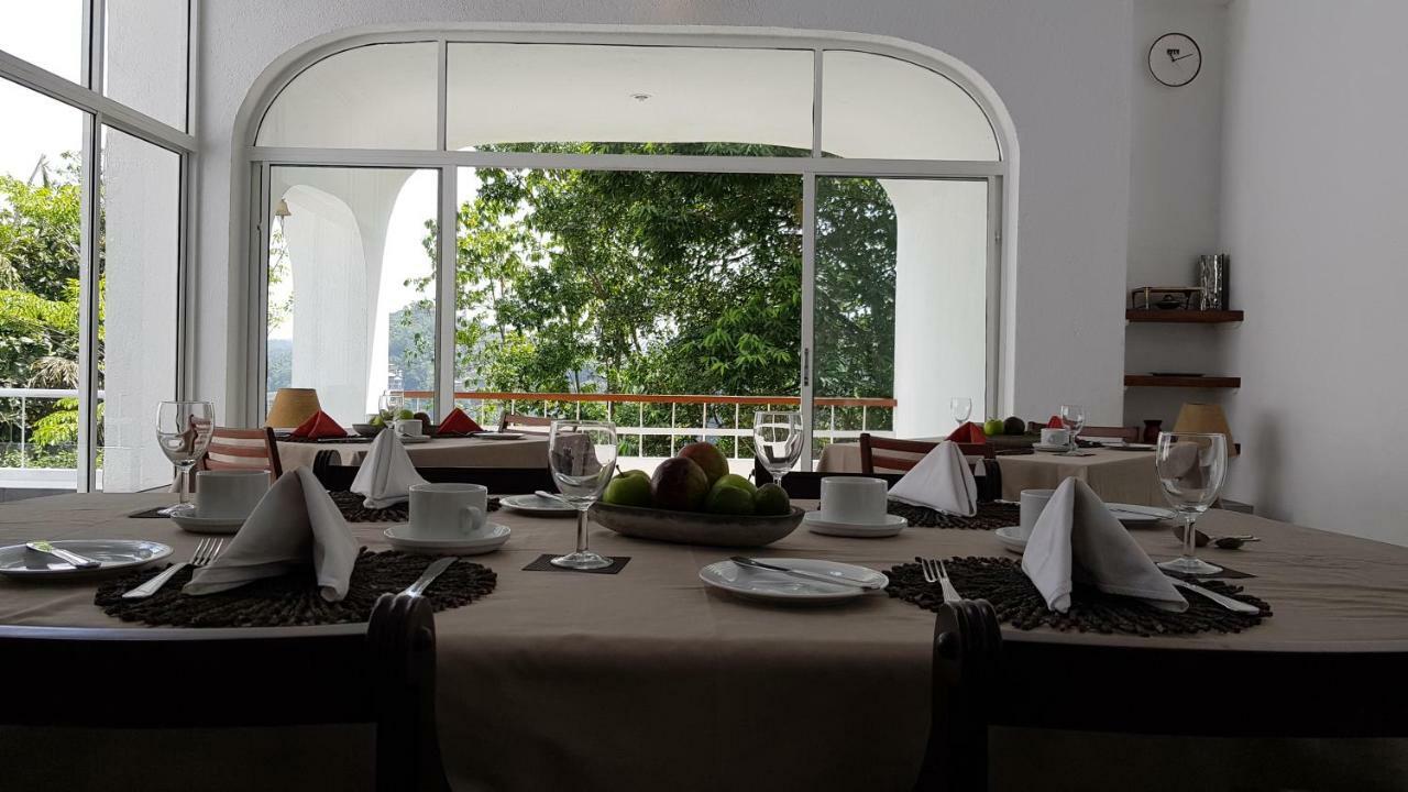 Regent Lodge Hotel & Villa Kandy Ngoại thất bức ảnh